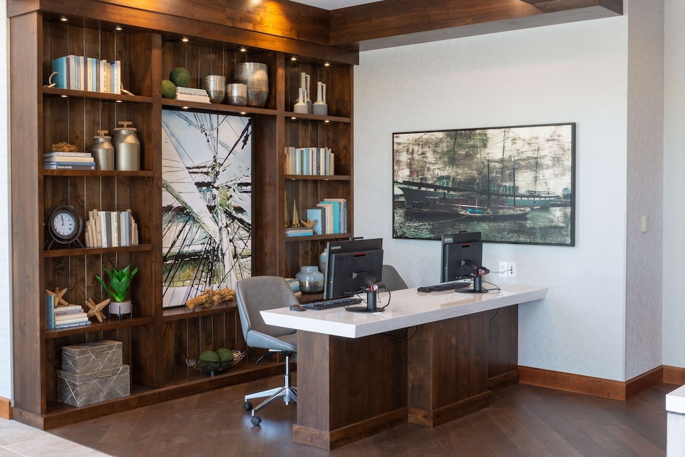 DoubleTree by Hilton Bay City Riverfront - photo 80