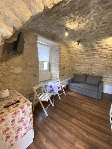 Lochy Podgórna 6 in Kazimierz Dolny, Poland