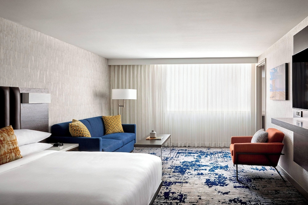 Ventura Beach Marriott - photo 7