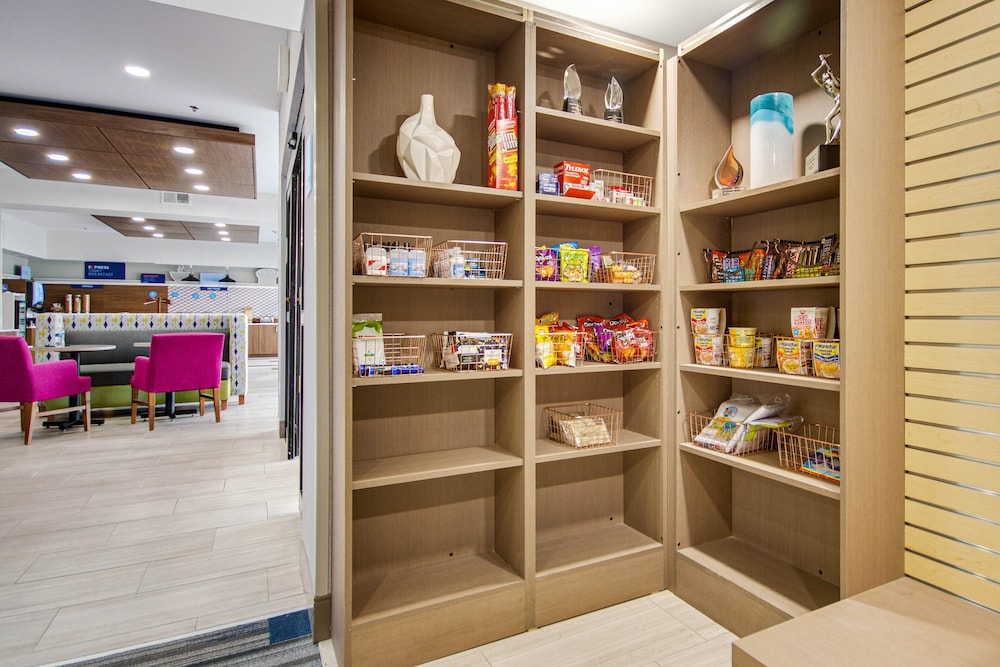 Holiday Inn Express Dublin by IHG - photo 16