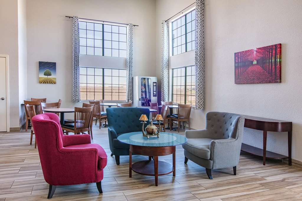 Days Inn by Wyndham Waco Near Downtown University - photo 8