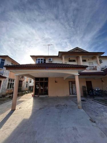 Homestay Jitra Zultie's — 4-Star Luxury Hotel in Jitra, Malaysia
