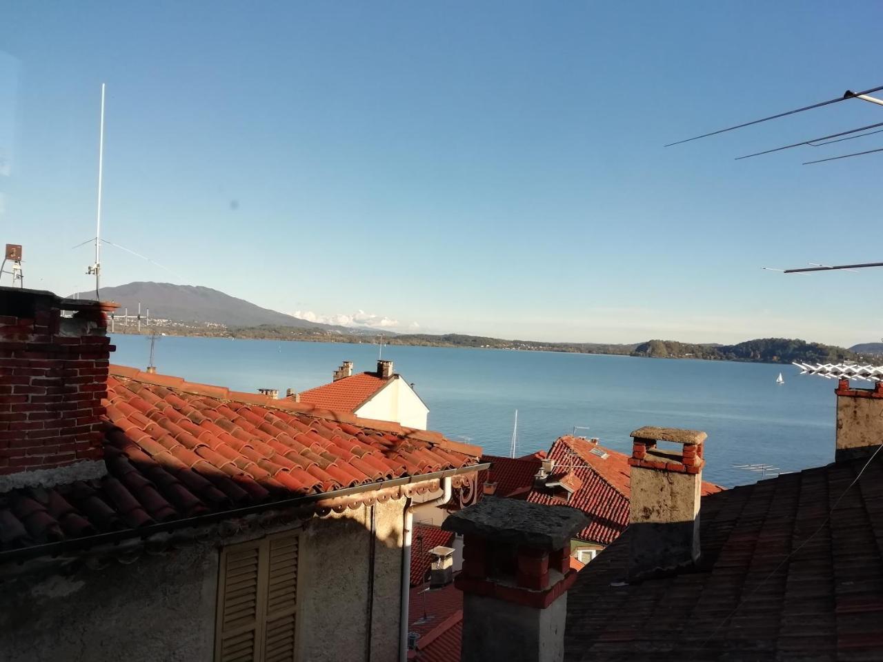 Belgirate Casa Emilia — 4-Star Luxury Hotel in Belgirate, Italy