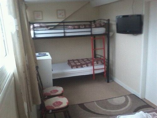Aartswood Guest House