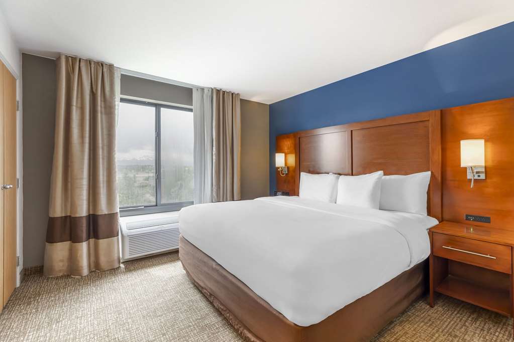 Comfort Suites Longmont - photo 17