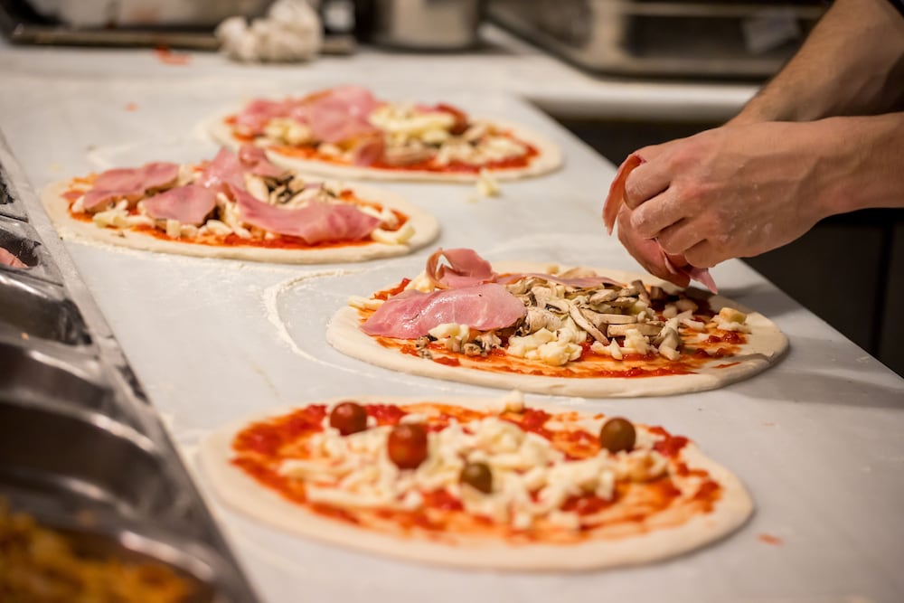 מזון ומשקאות