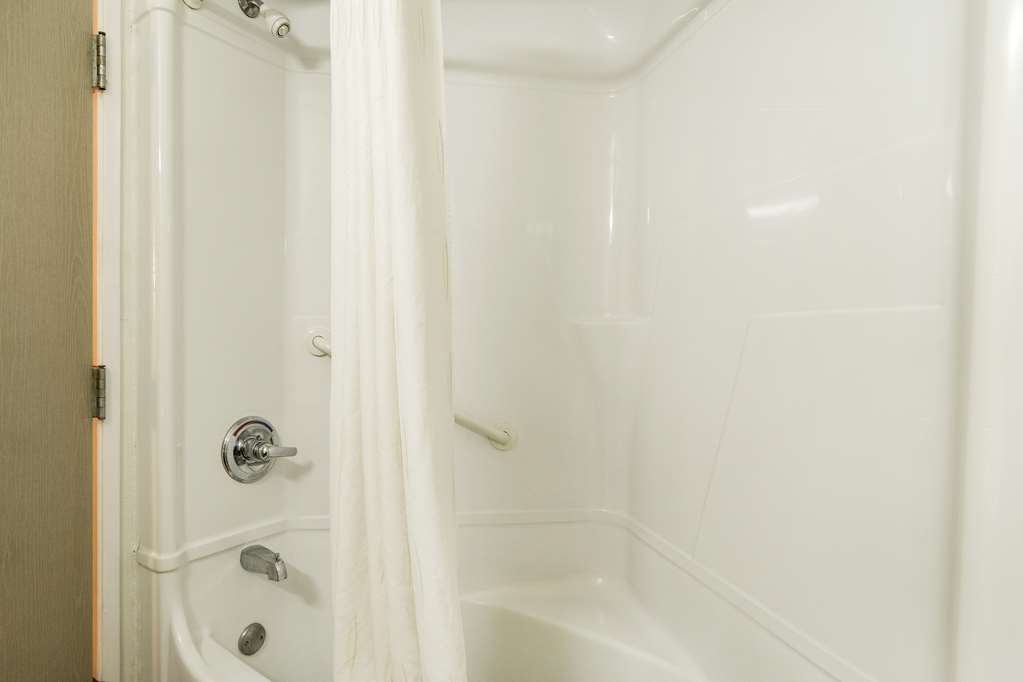 Motel 6 Newport TN - photo 20