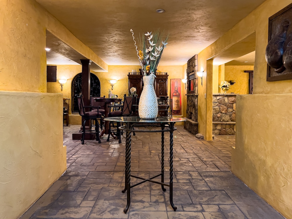 Chateau Coralini - photo 68