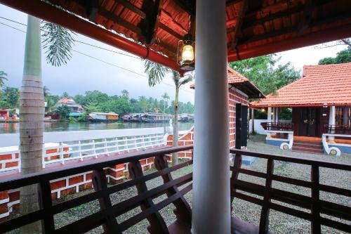 Trium Resorts - last minute hotel in Alleppey