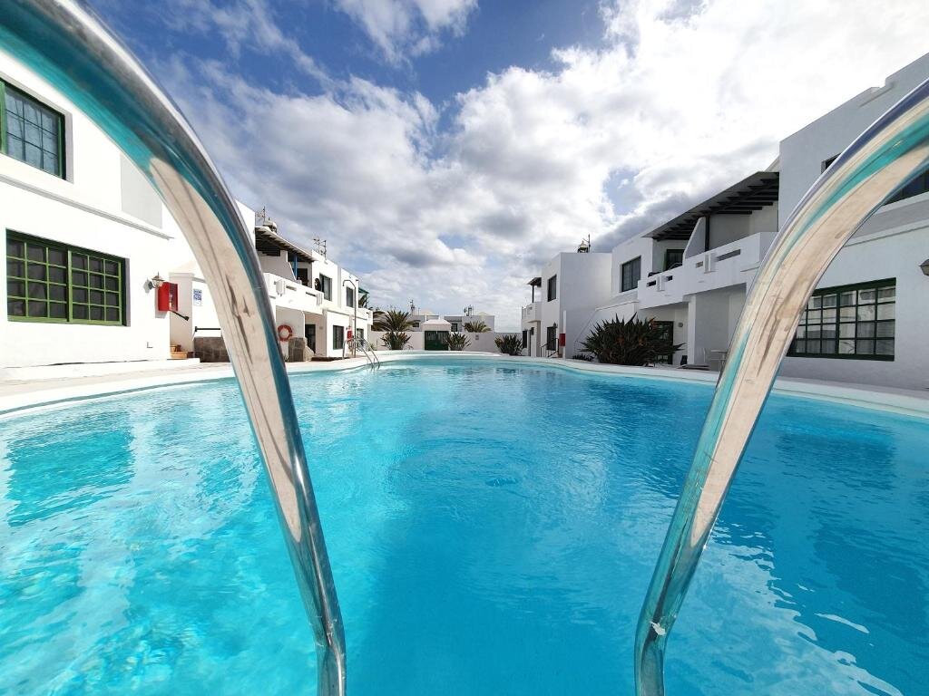 Princesa 202 — 4-Star Luxury Hotel in Puerto Del Carmen, Spain