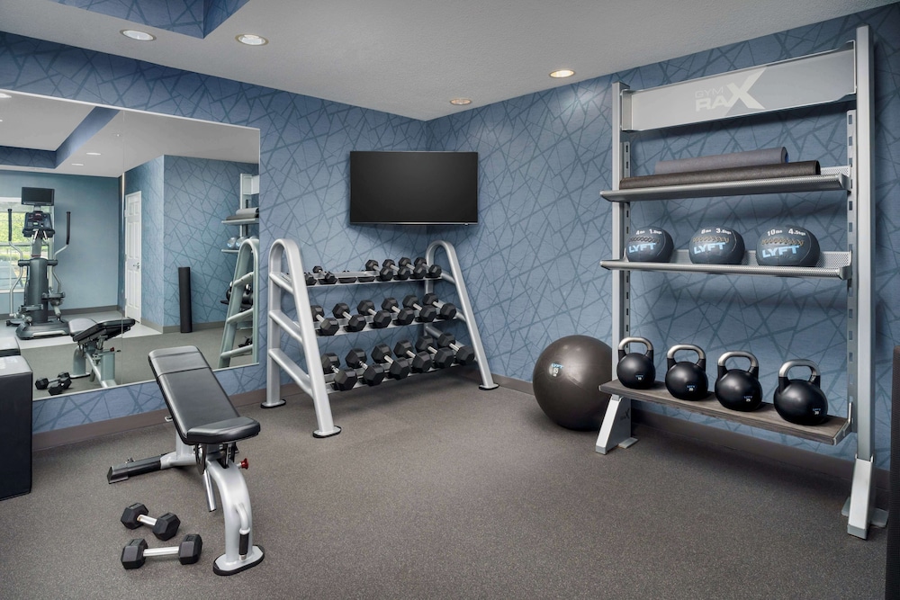 Homewood Suites by Hilton Erie - photo 24