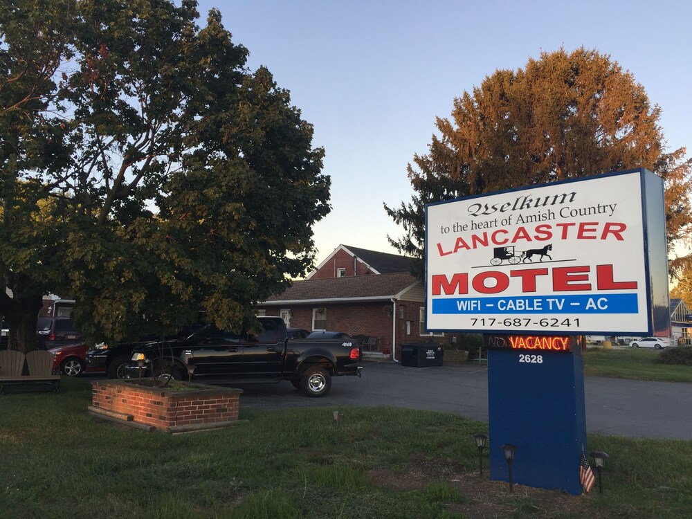 Lancaster Motel - photo 18