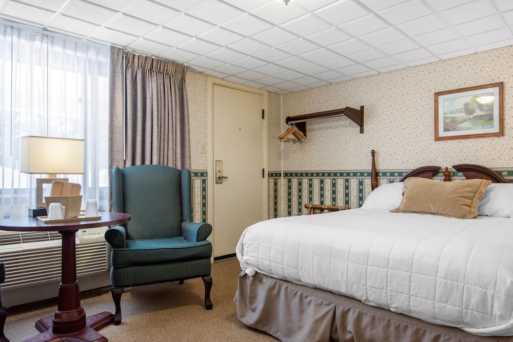 Coachman Inn Maine - photo 4