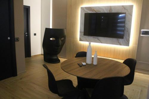 Exclusive Hub 53 — 4-Star Luxury Hotel in Crotone, Italy