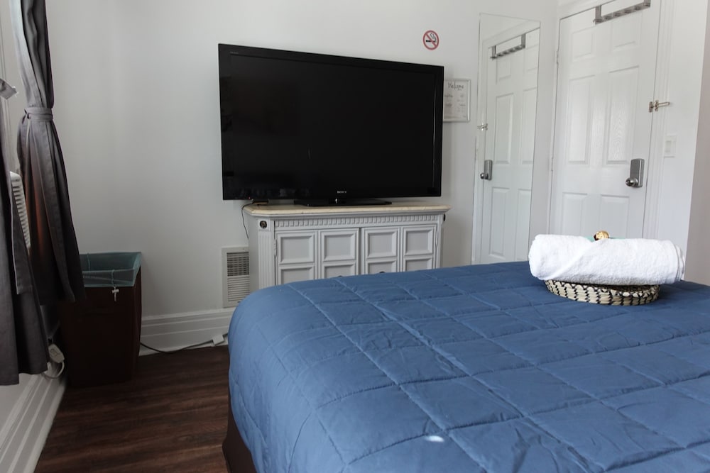 Cozy Private Bedrooms Kitchen Wifi - photo 6