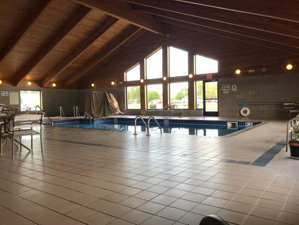 FairBridge Inn & Suites in Thorp WI - photo 24
