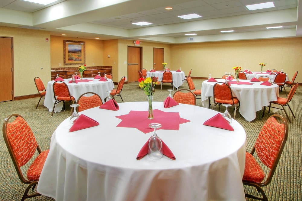 Holiday Inn Express Hotel & Suites Las Vegas by IHG - photo 28