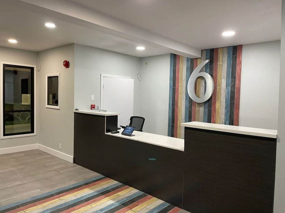 Motel 6 Soledad CA - photo 3