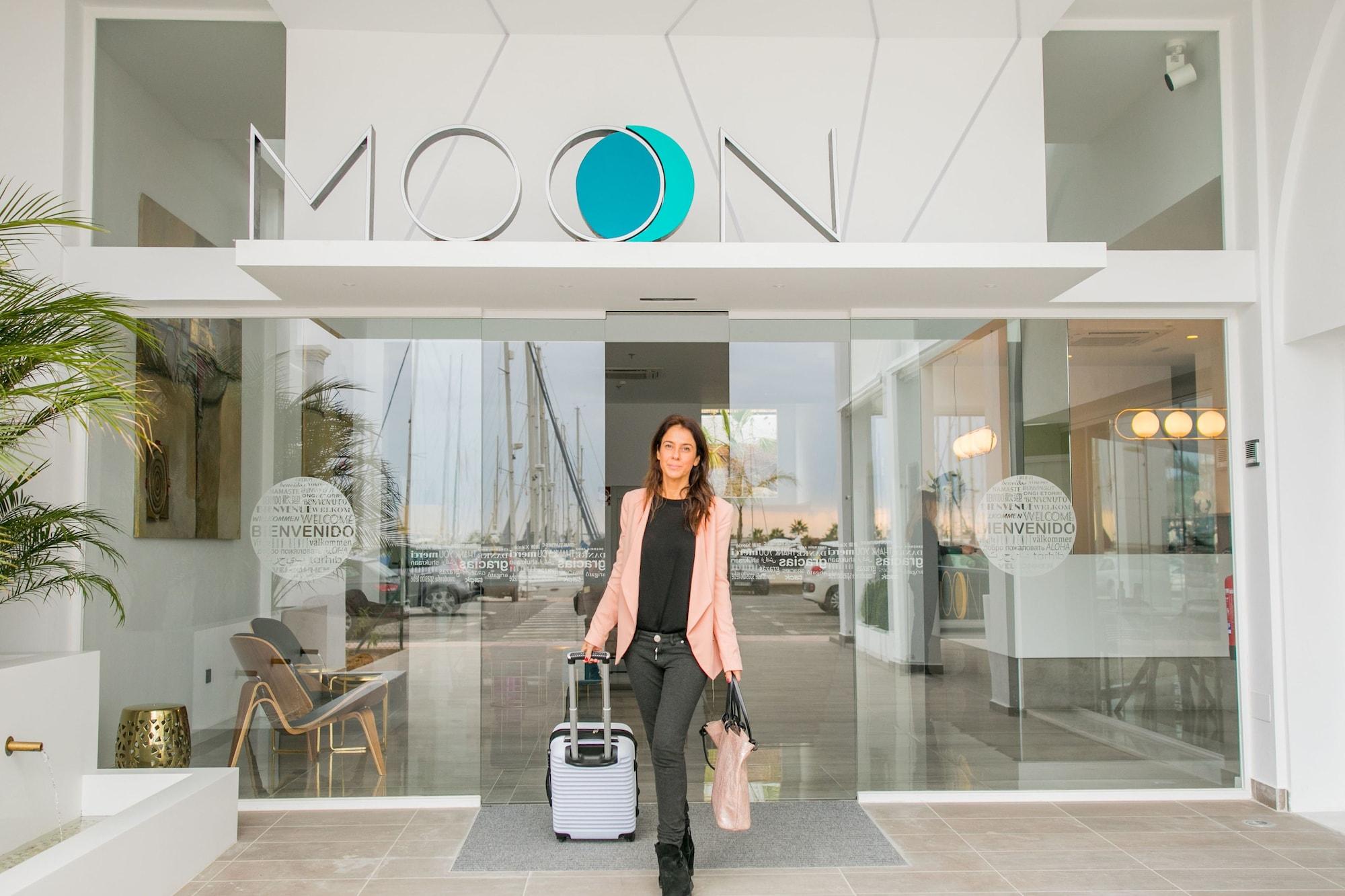 Hotel Moon & Spa — hotel in Roquetas De Mar