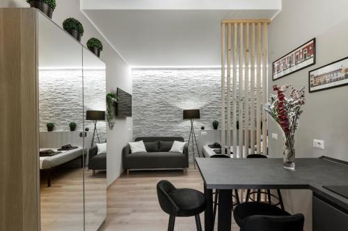 Super Modern and design apartment a due passi dai Navigli — 4-Star Luxury Hotel in Milan, Italy