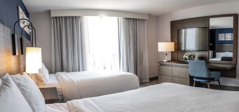 Embassy Suites by Hilton Tulsa I 44 - photo 13