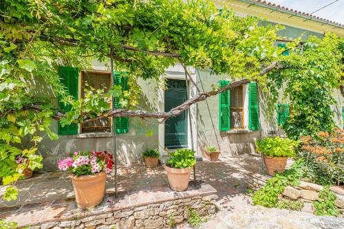 La Bastide des Saveurs — 4-Star Luxury Hotel in Le Beausset, France