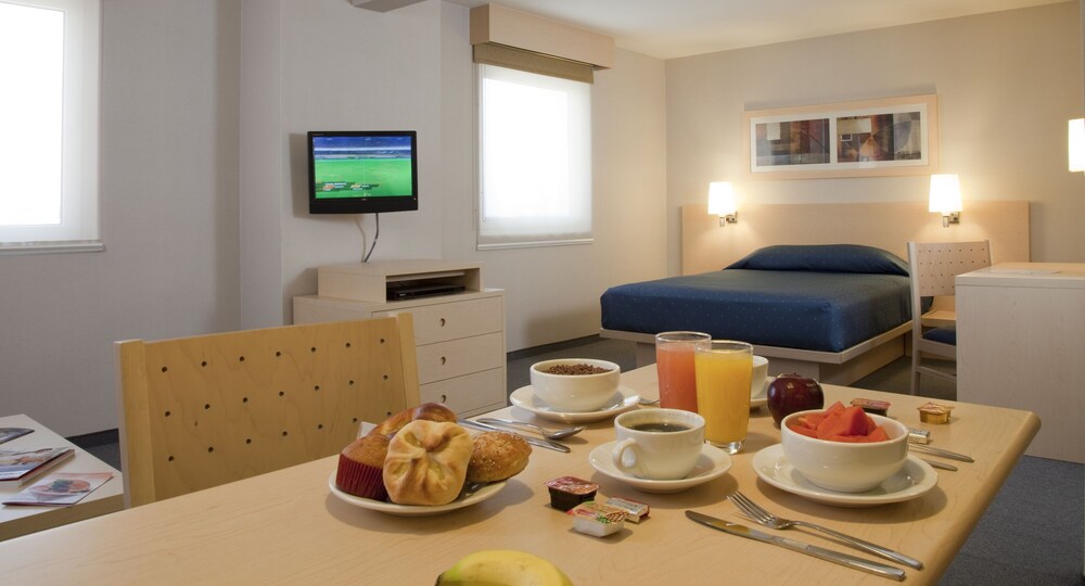 City Express Suites by Marriott Toluca — Toluca — photo 5