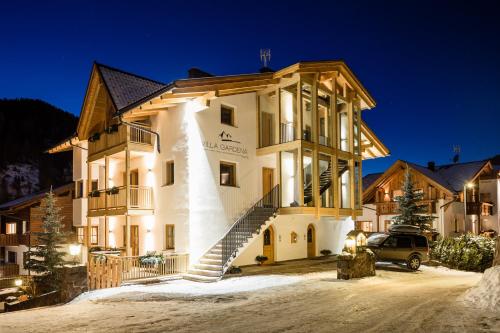 Apartments Villa Gardena Gardenahotels — 4-Star Luxury Hotel in Selva, Italy