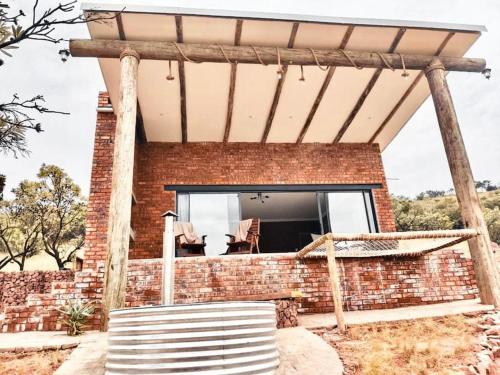Rocky Road Mountain Lodge — 4-Star Luxury Hotel in Pretoria, South Africa