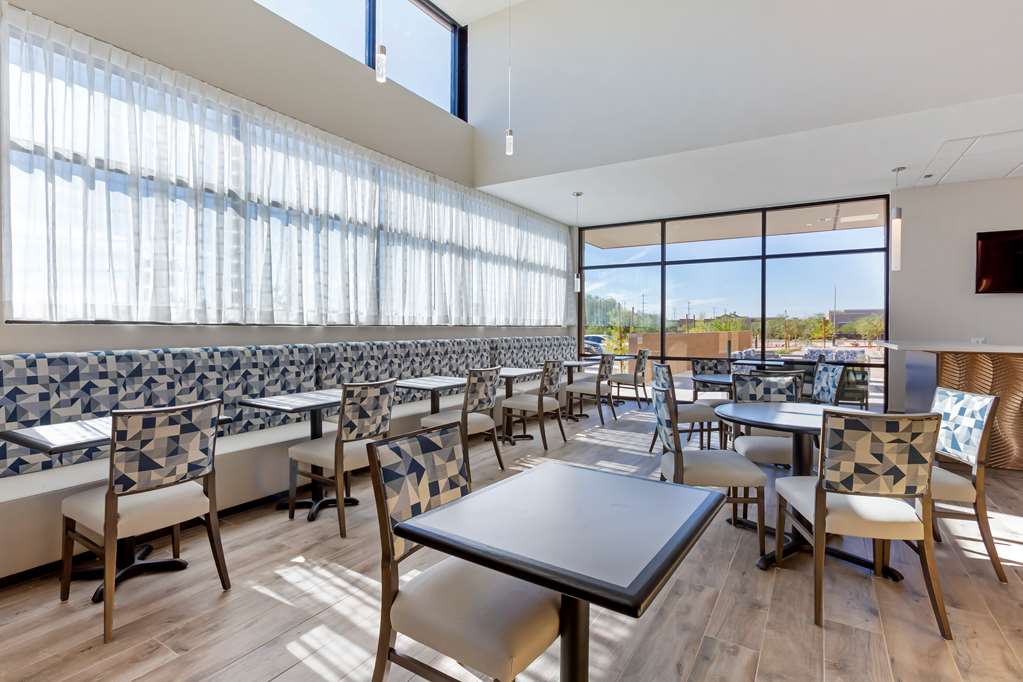 Super 8 by Wyndham Greensboro Coliseum Conv. - photo 5