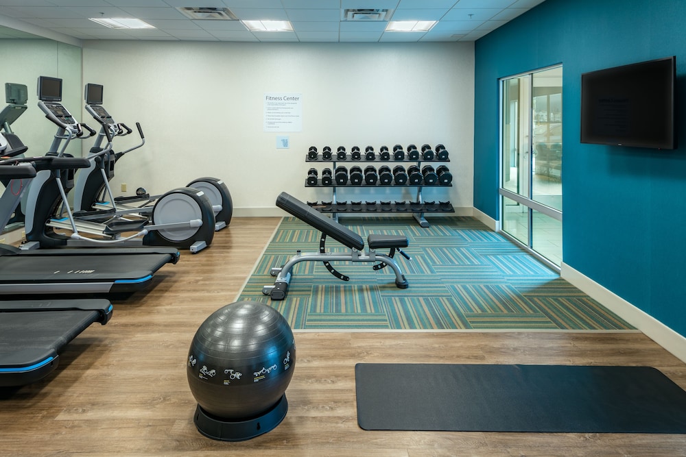 Holiday Inn Express & Suites Medford by IHG - photo 22