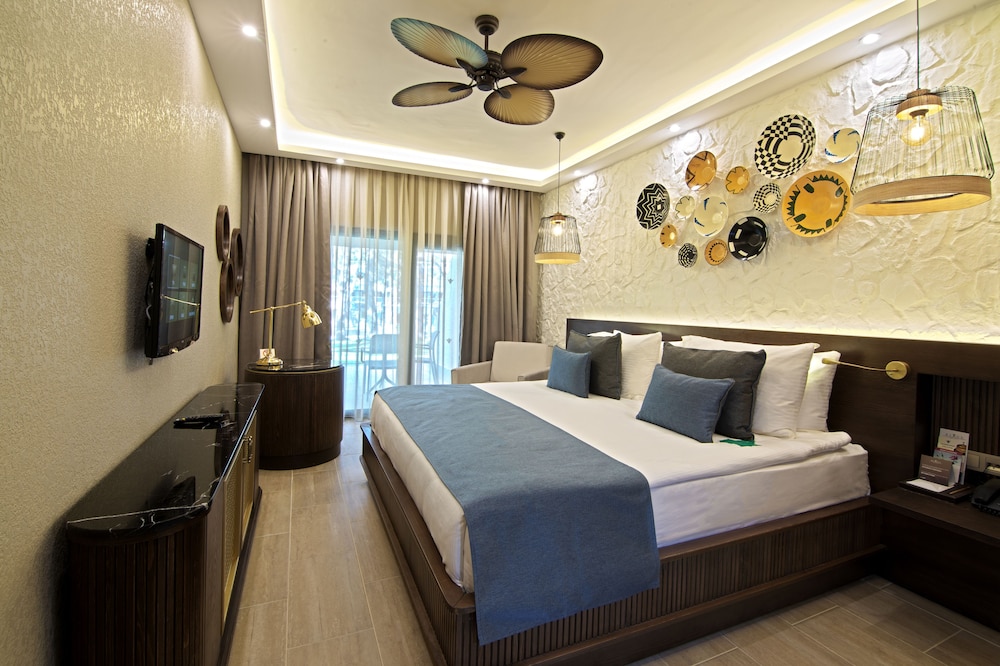 Rixos Sungate The Land of Legends Access — Kemer — photo 3
