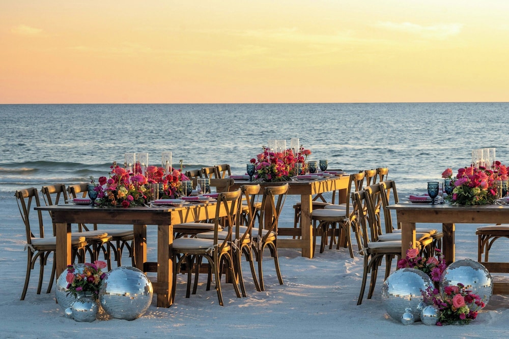 The Luce St. Pete Beach a Tribute Portfolio Hotel — Saint Pete Beach — photo 2