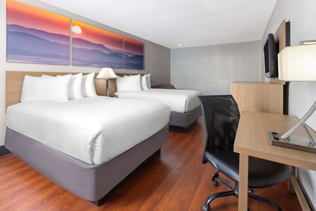 Days Inn by Wyndham Americus - photo 9