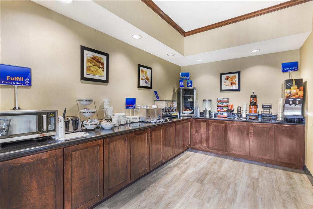 Best Western Mineola Inn - photo 33
