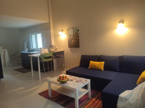 Charmante dépendance Arena La Défense in Nanterre, France