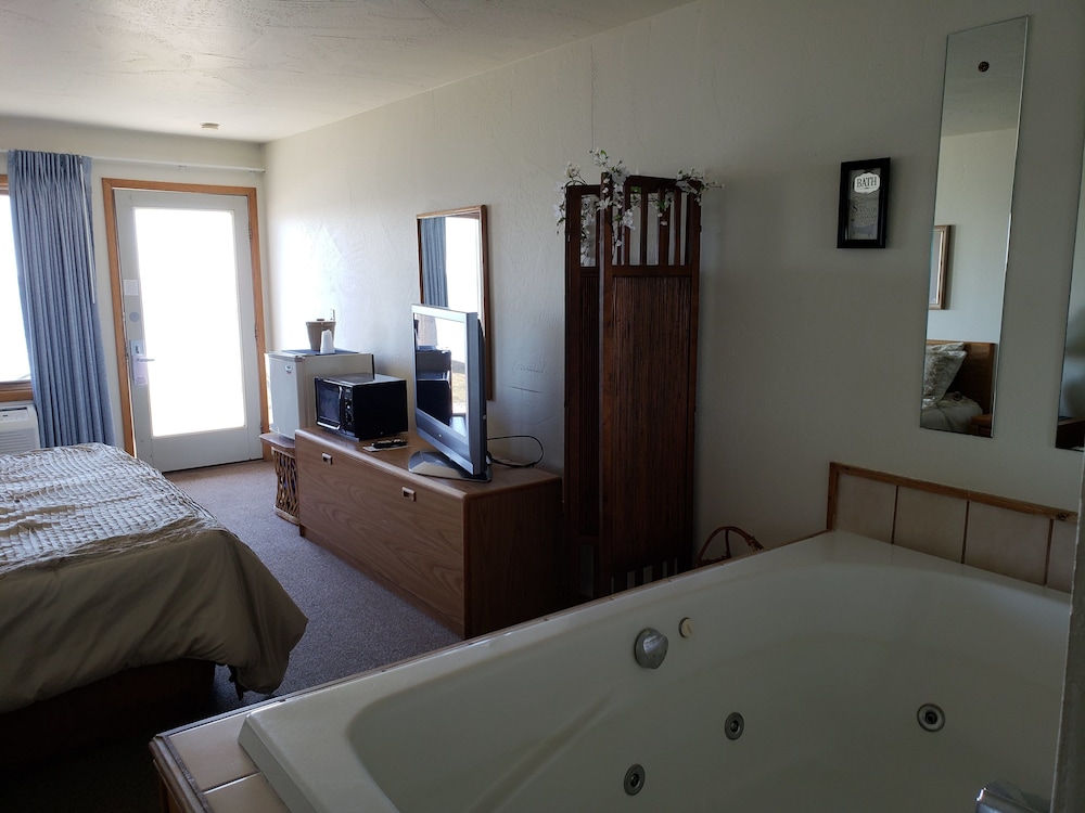 Algoma Beach Motel - photo 54