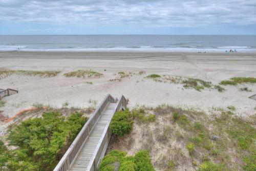 A Sandy Feet Retreat - photo 30