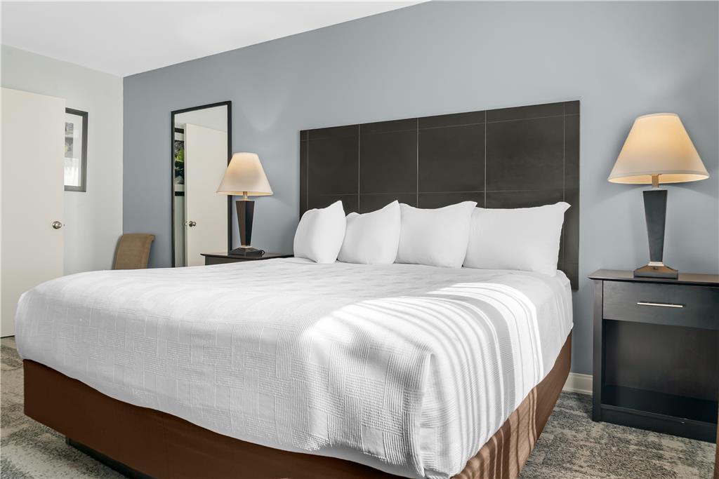 Best Western Lakewinds - photo 11