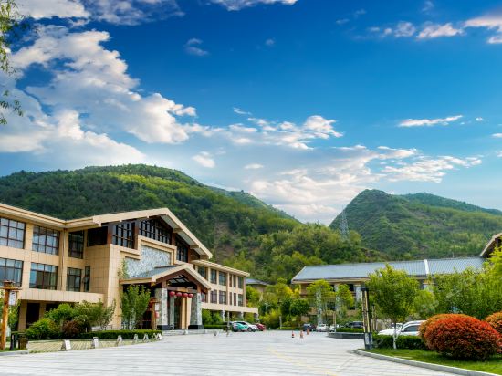 Tianshui Maiji Mountain Hot Spring Tourism hotel in Tianshui, People's Republic of China