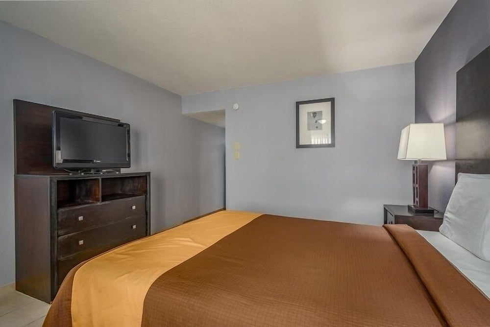 Extend a Suites & RV Park - photo 11