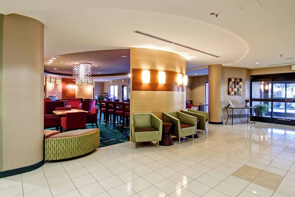 SpringHill Suites by Marriott Fresno - photo 6