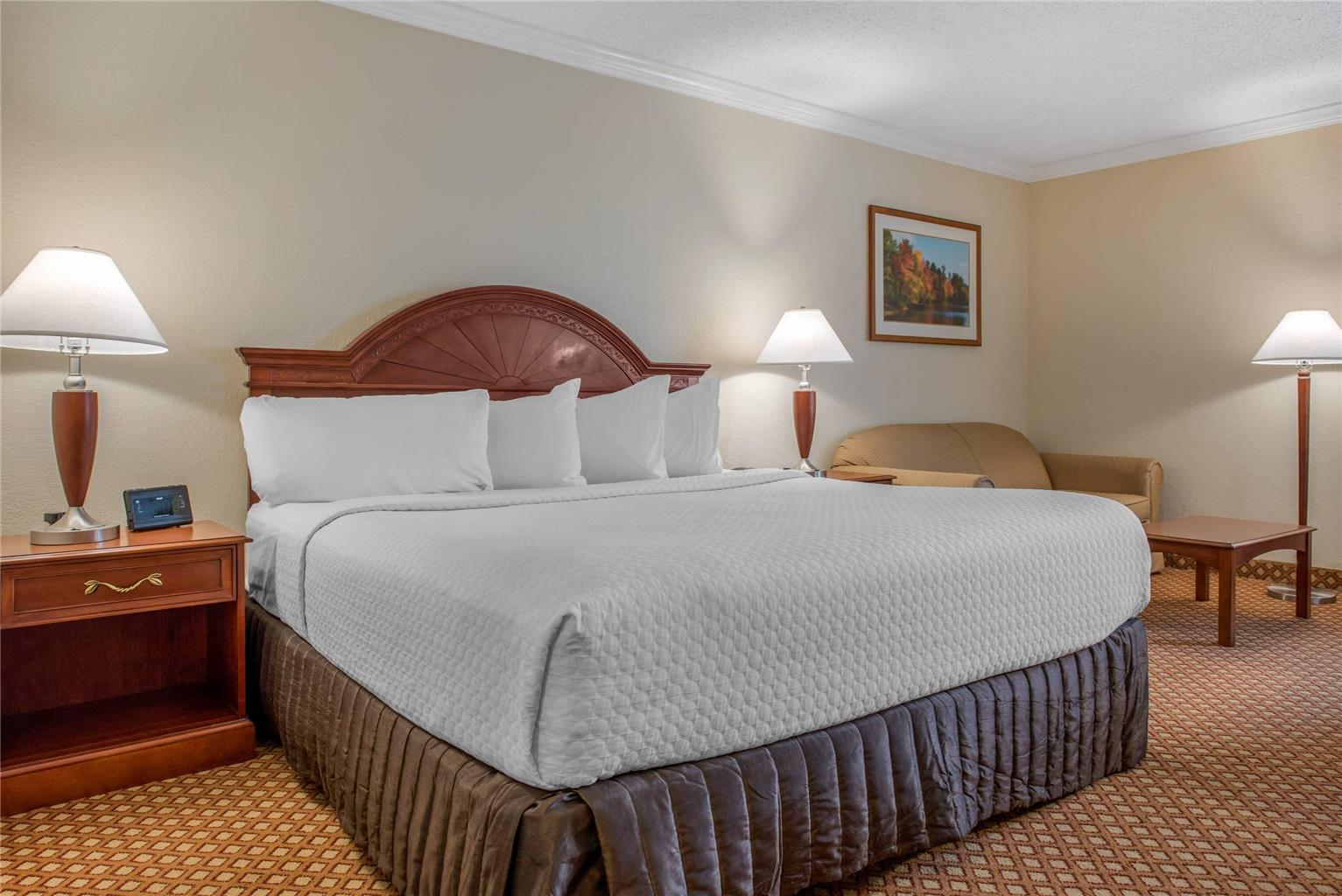 Quality Hotel Conference Center Cincinnati Blue Ash - photo 12