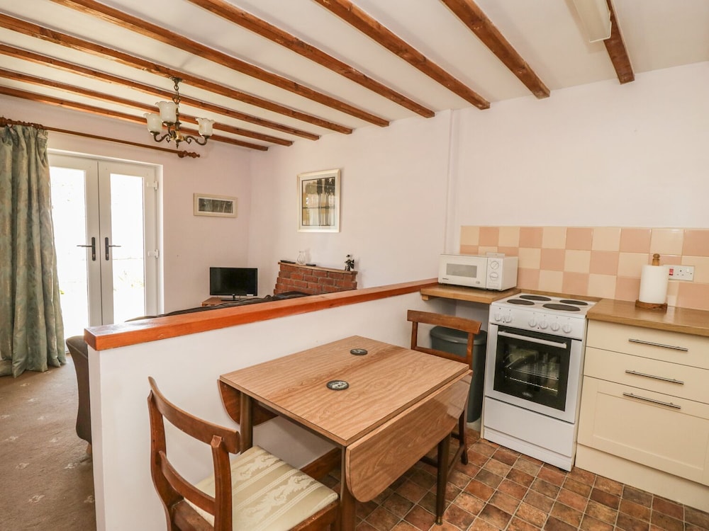 Chestnut Cottage
