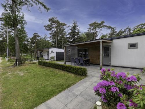 Woodchalet - carbon neutral hotel in Unknown City