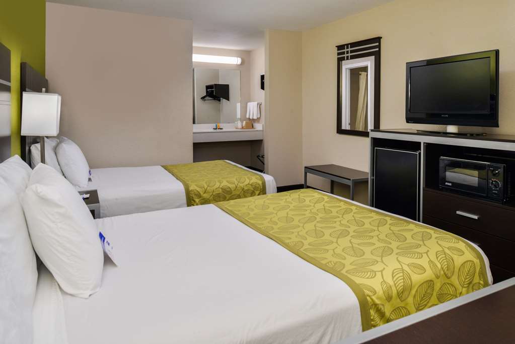 Americas Best Value Inn Pasadena Houston - photo 13