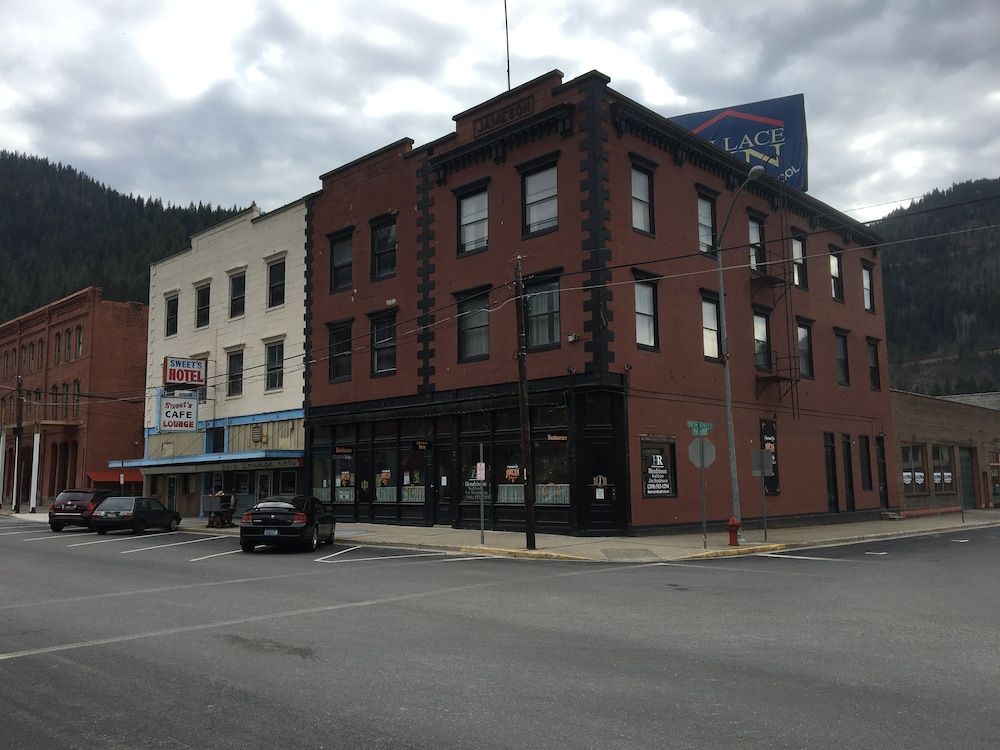 Historic Jameson - carbon neutral hotel in Wallace