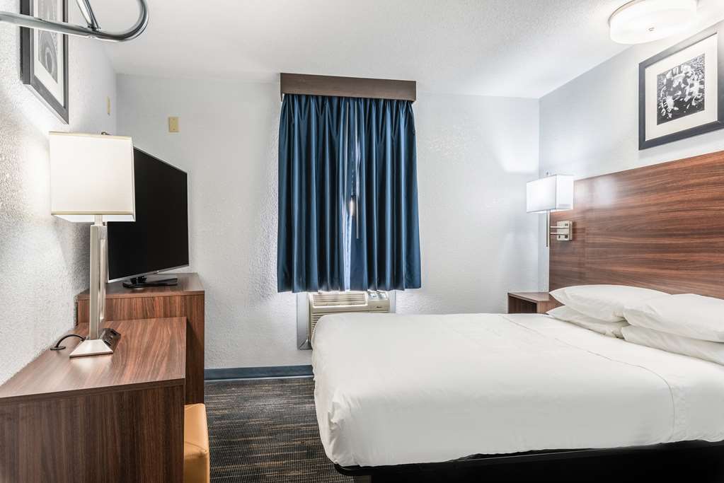 Americas Best Value Inn Searcy - photo 14