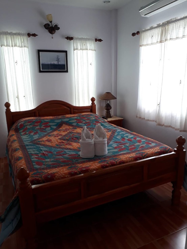 Viang Suphorn Garden Resort in Si Racha, Thailand