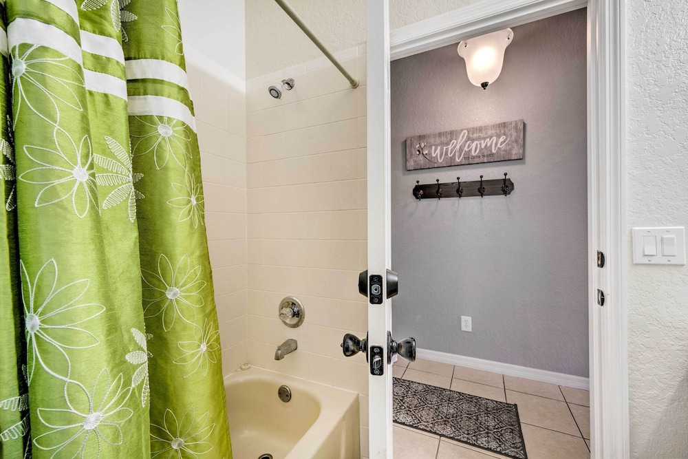 9 Mi to Disney Davenport Townhome with Resort Pool - photo 9